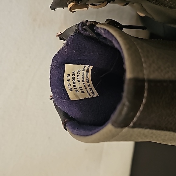 Sperry Duck Boots - Picture 5 of 6